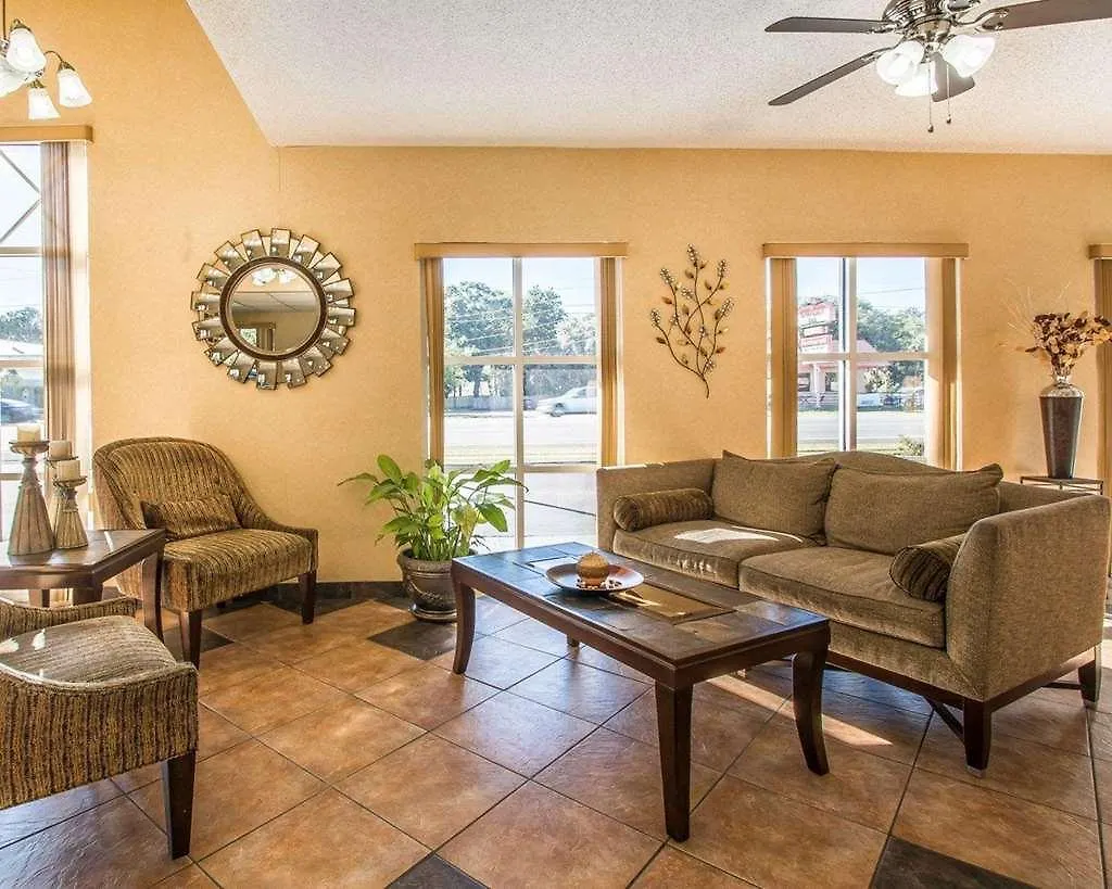 Quality Inn & Suites Near Panama City Beach Hotel