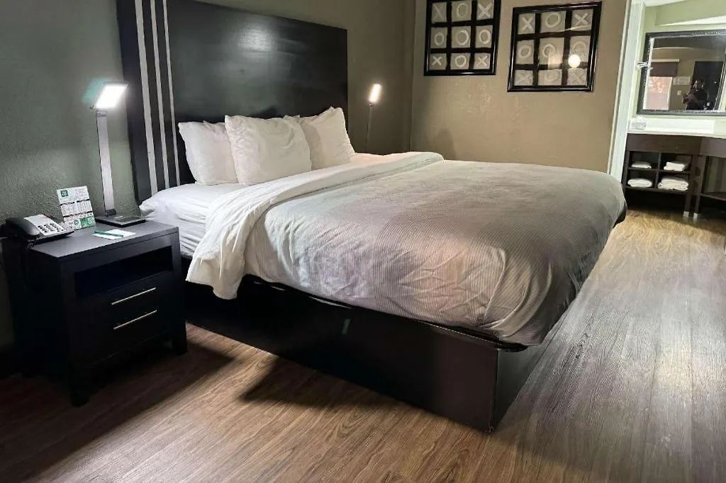 Quality Inn & Suites Near Panama City Beach 2*,  United States