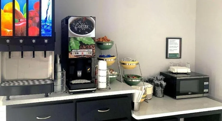 Quality Inn & Suites Near パナマシティービーチ ホテル
