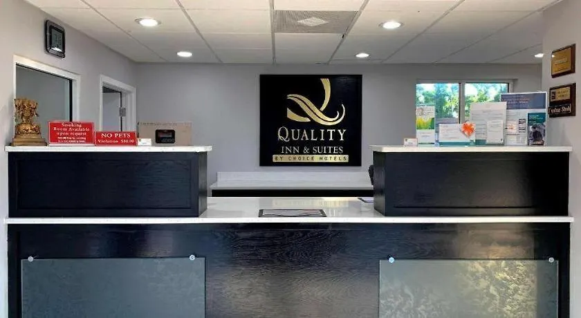 ** ホテル Quality Inn & Suites Near パナマシティービーチ 米国