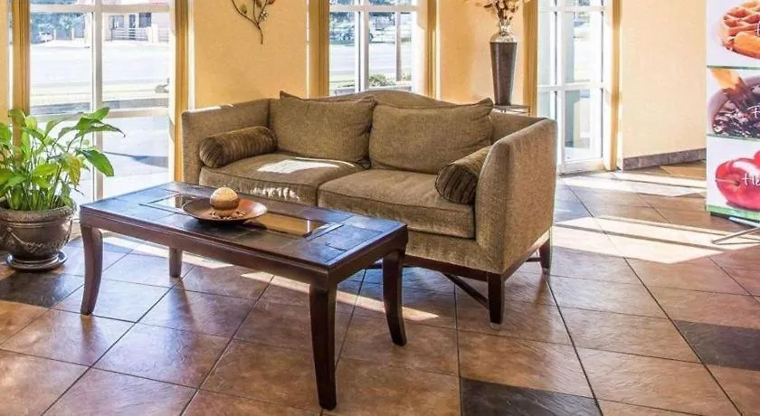 ホテル Quality Inn & Suites Near パナマシティービーチ