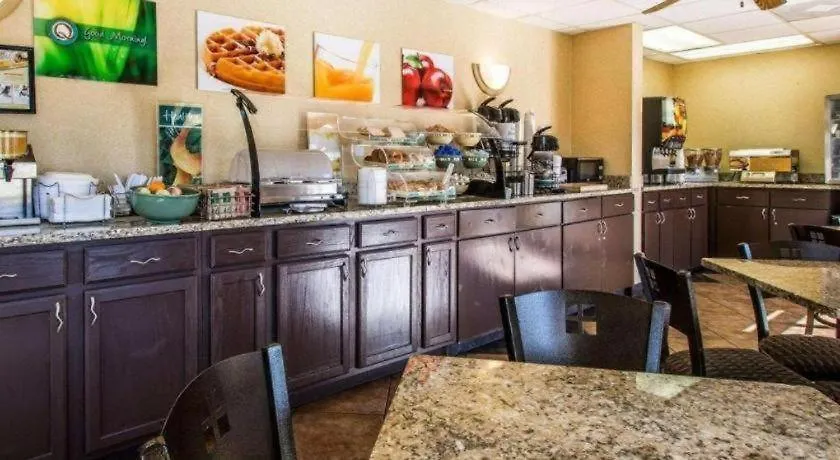 Quality Inn & Suites Near パナマシティービーチ 2*,  米国
