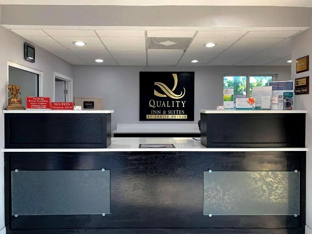 ** ホテル Quality Inn & Suites Near パナマシティービーチ 米国